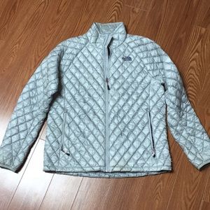 The North Face Thermoball Primaloft XLarge coat